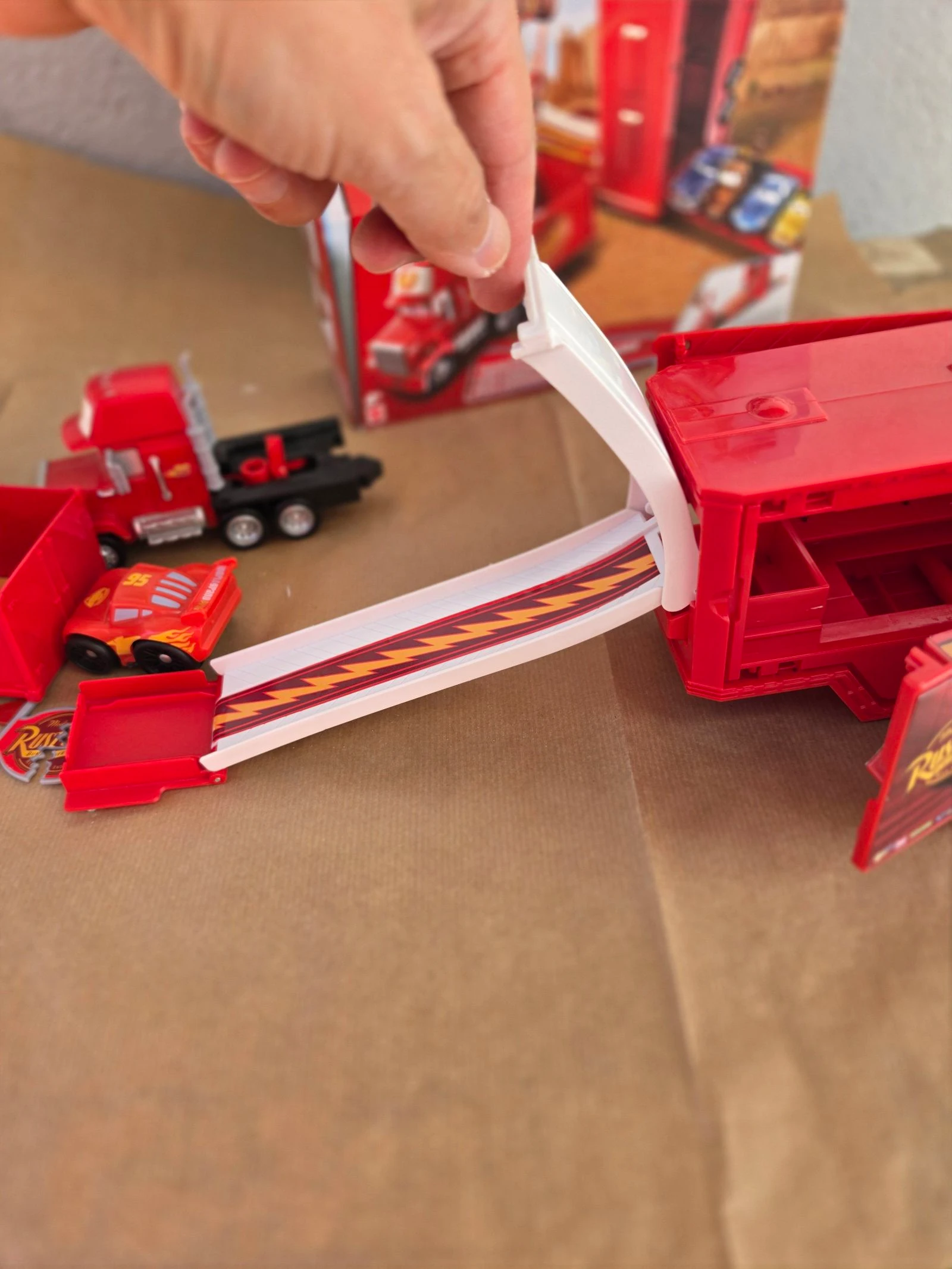Set de jogo de Carros com caminhão rampa. – photo 11